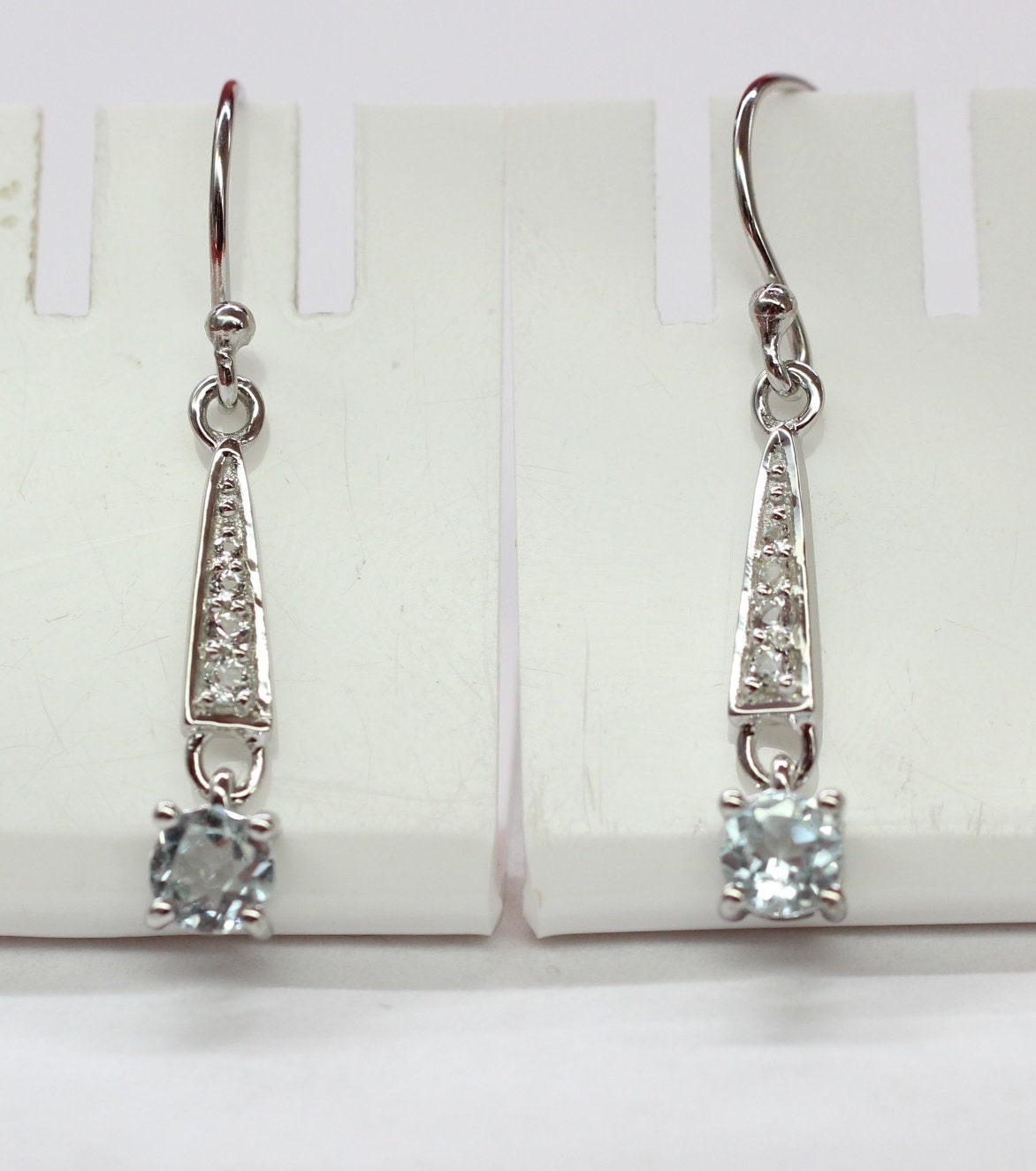 Edle 1,75 Carat Blautopas weisstopas Ohrhanger 925 Silber blauer und weisser Topas