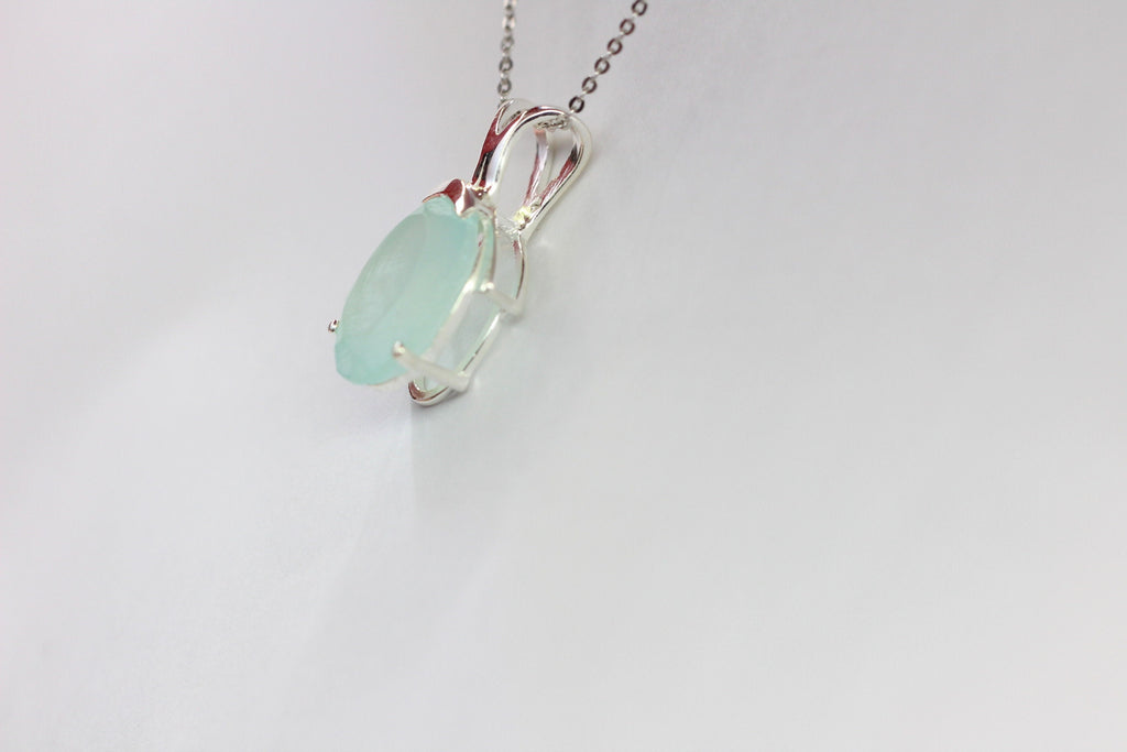 Aqua Chalcedon Anhänger Silber 925  Edles Collier mit 4,9 ct Edelstein, Handgefertigt, Pastellblauer Stein, Maritimer Schmuck Geschenk