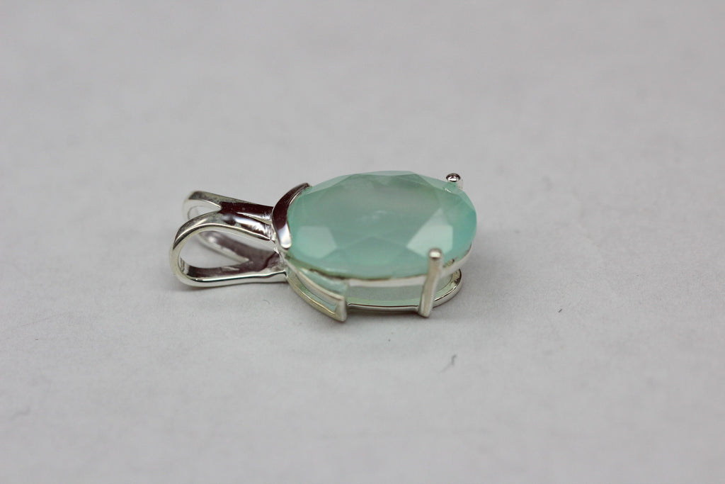 Aqua Chalcedon Anhänger Silber 925  Edles Collier mit 4,9 ct Edelstein, Handgefertigt, Pastellblauer Stein, Maritimer Schmuck Geschenk