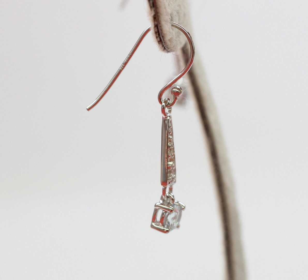 Edle 1,75 Carat Blautopas weisstopas Ohrhanger 925 Silber blauer und weisser Topas