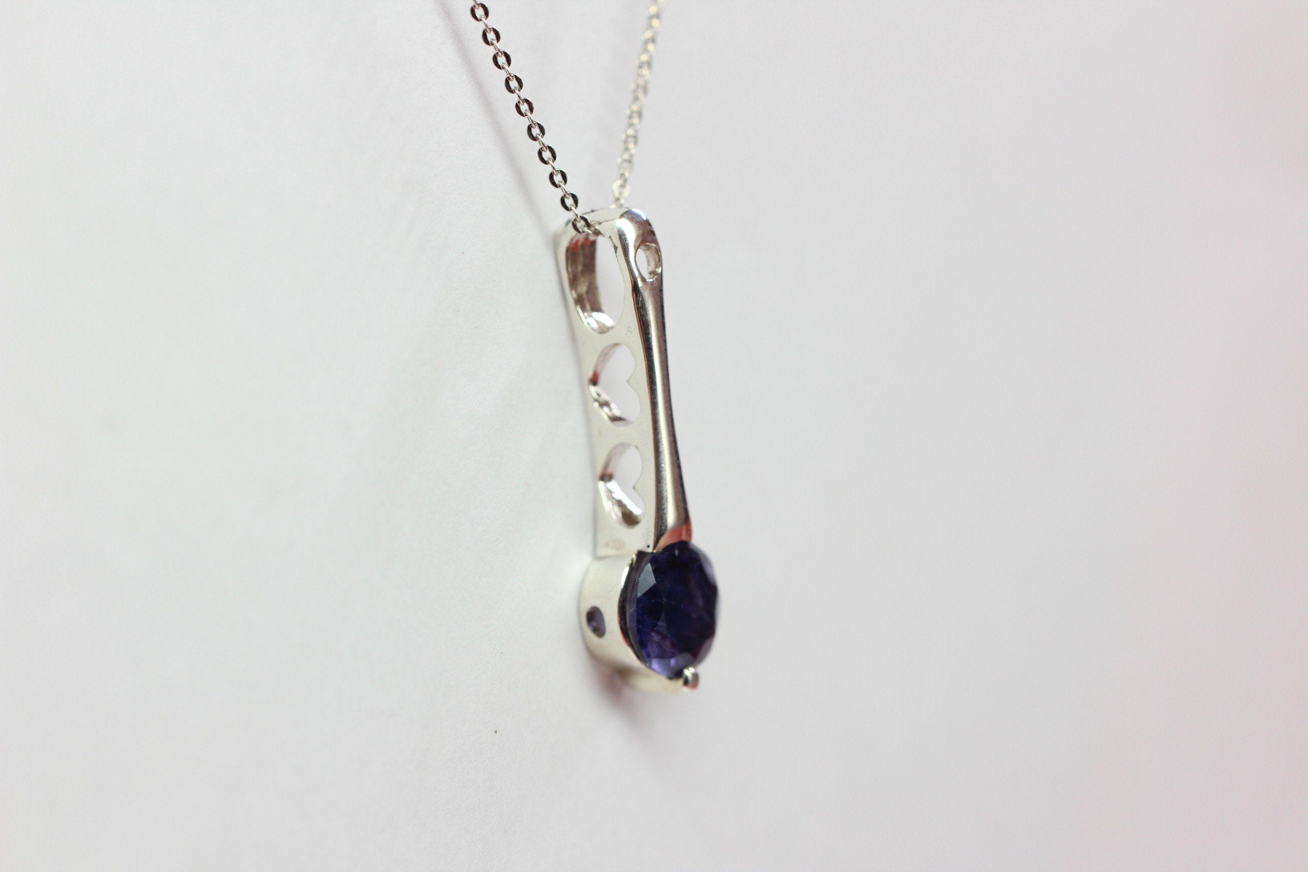 Edler 2,2 Carat lolith Anhanger 925 Silber Wassersaphir Luchssaphir