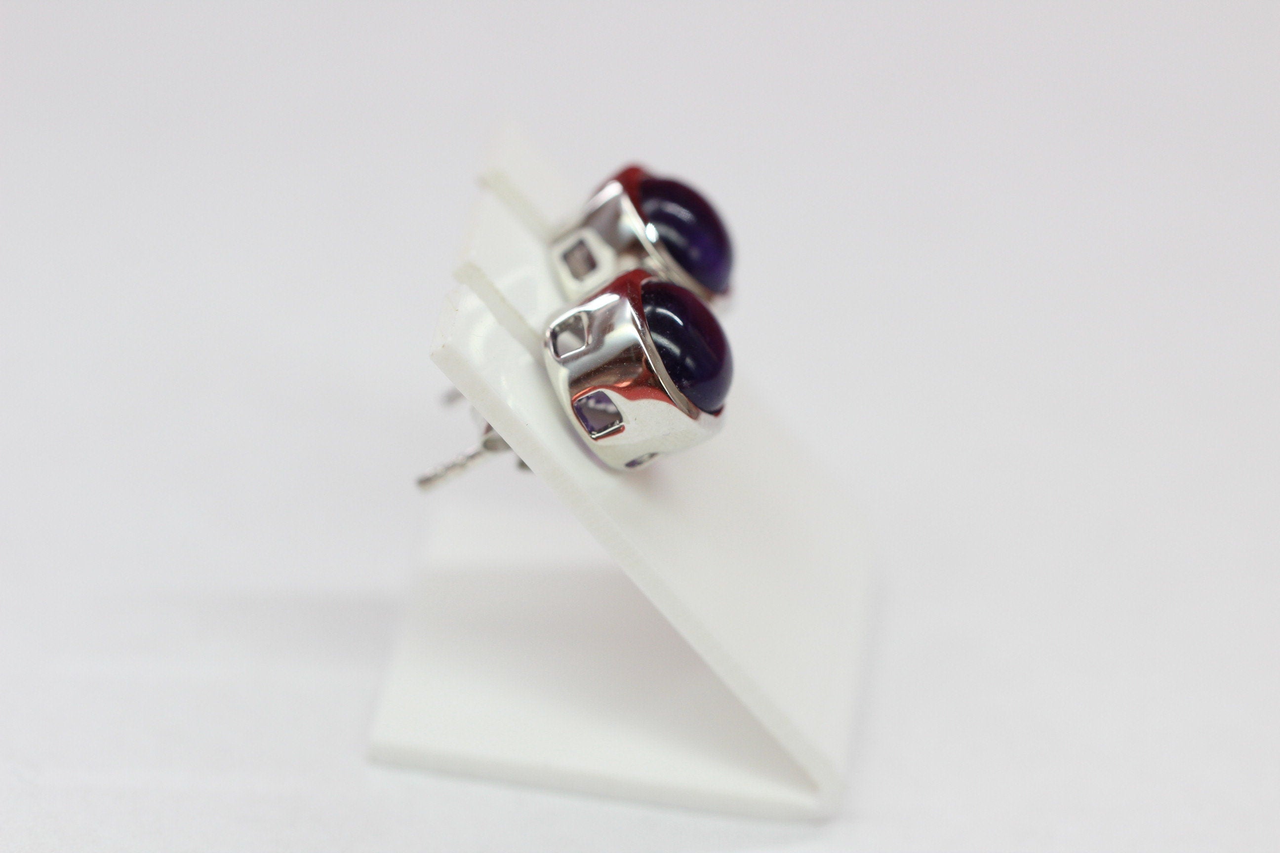 Edle 4,59 Carat Amethyst Ohrstecker 925 Silber Ohrschmuck Ohring Cabochon Unisex