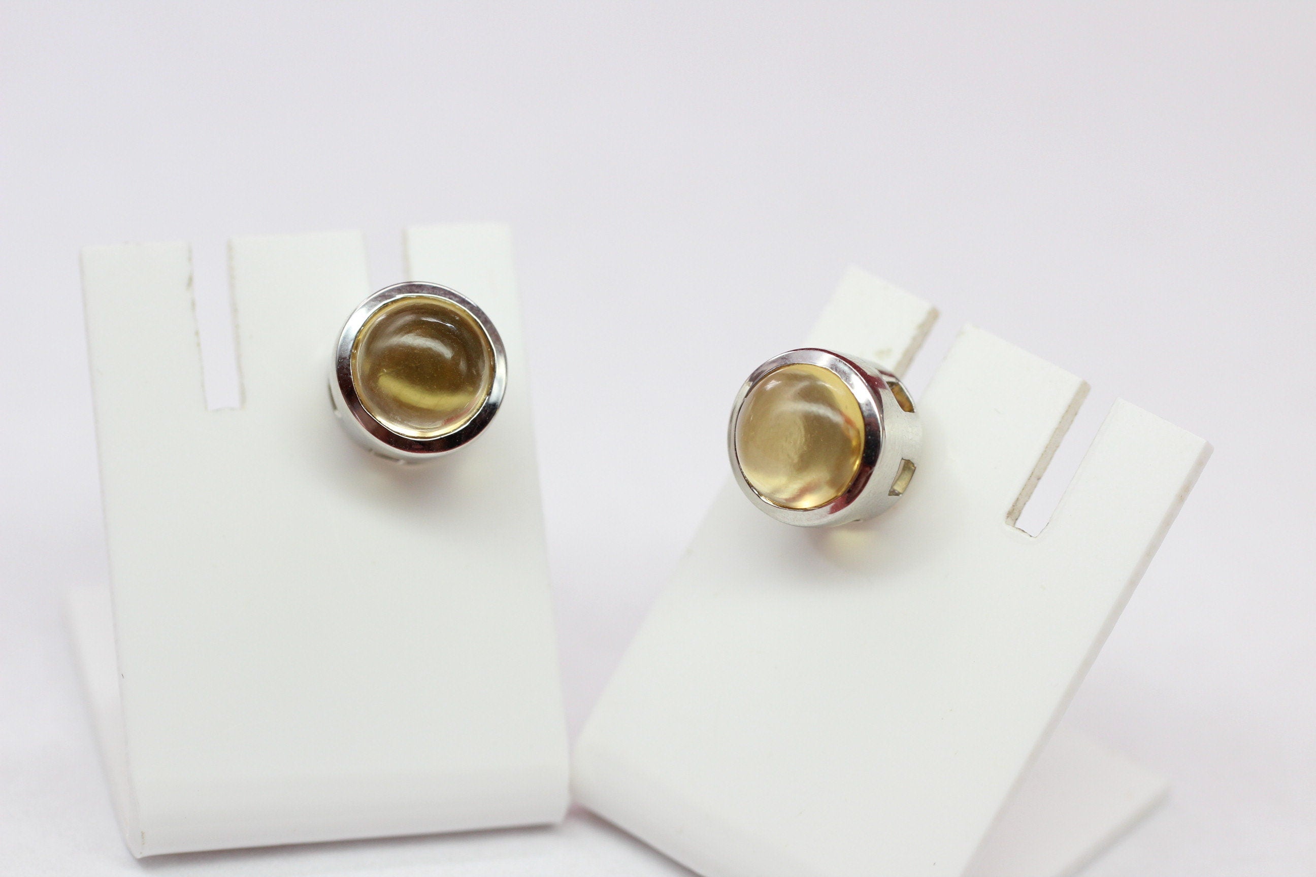 4,59 Carat Citrin Cabochon Ohrstecker 925 Silber gelber Edelstein Unisex