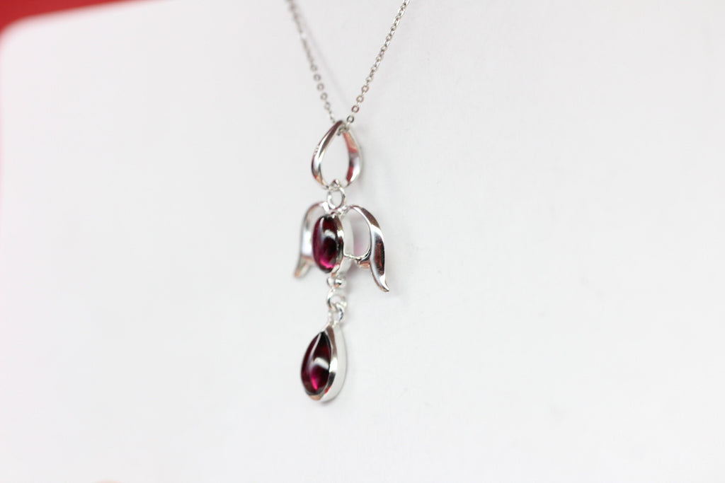 Edler 3,4 Carat Granat Anhanger Cabochon Schliff 925 Silber Collier Kette Top