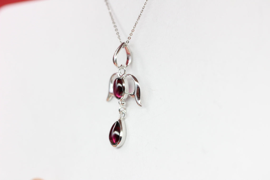 Edler 3,4 Carat Granat Anhanger Cabochon Schliff 925 Silber Collier Kette Top