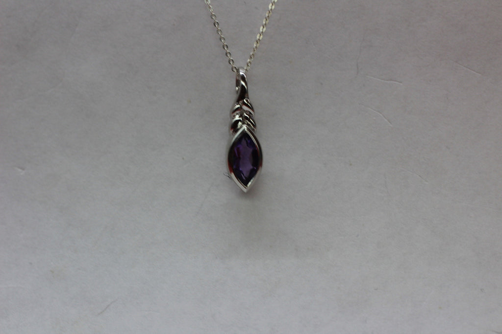 Edler 0,94 Carat Amethyst Anhanger 925 Silber Collier Kette violetter Edelstein