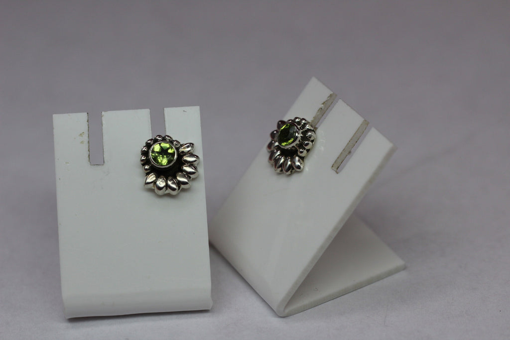 Edler 0,5 Carat Peridot Ohrstecker Olivin 925 Silber Ohrschmuck Ohrring Top Edel