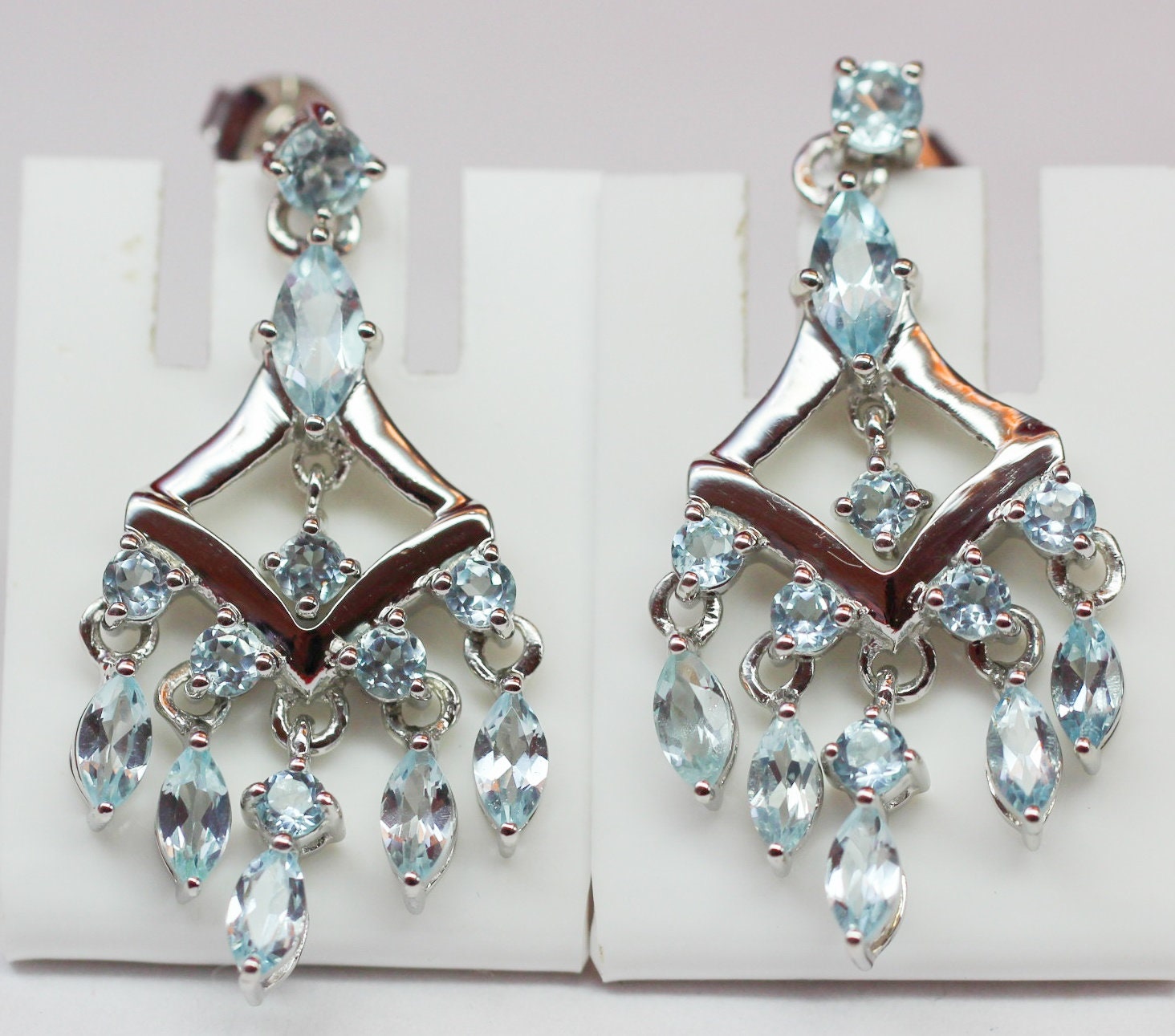 Edle 6,95 Carat Blautopas Ohrstecker 925 Silber sky blue Topas Ohrhanger