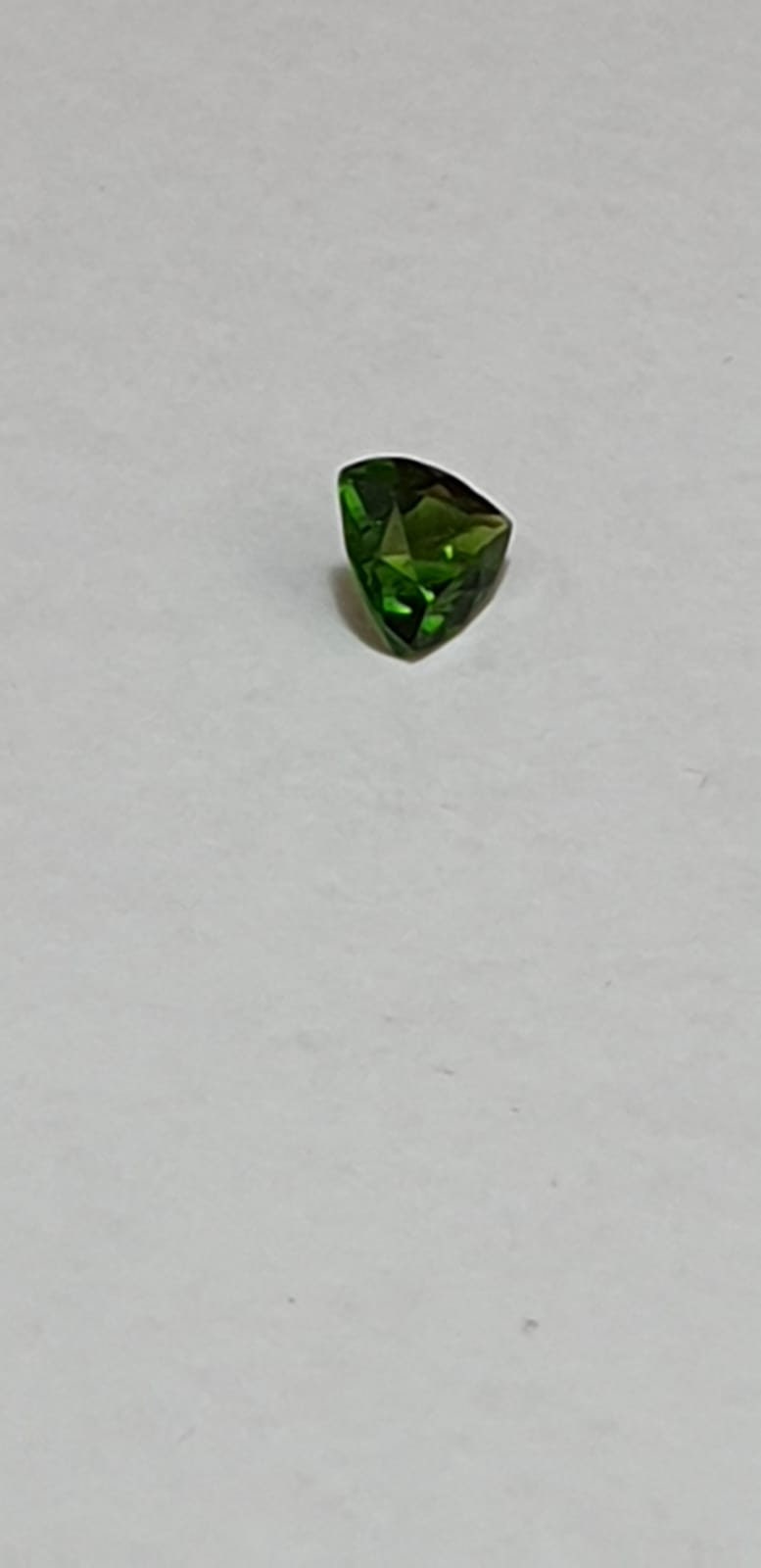 0,72  Carat Chromdiopsid aus Russland AAA Qualitat moosgraner Edelstein Diopsid