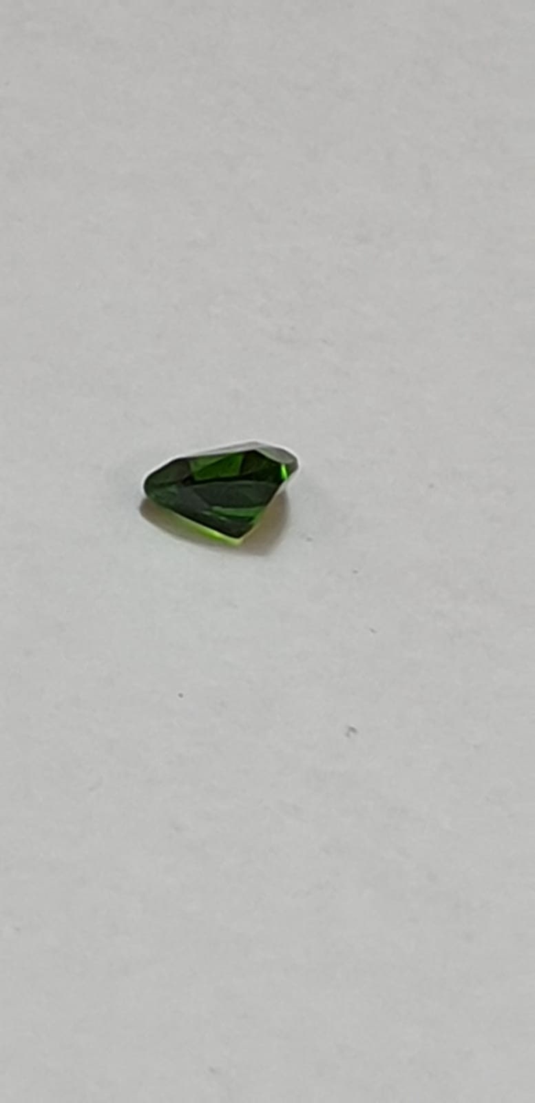 0,72  Carat Chromdiopsid aus Russland AAA Qualitat moosgraner Edelstein Diopsid