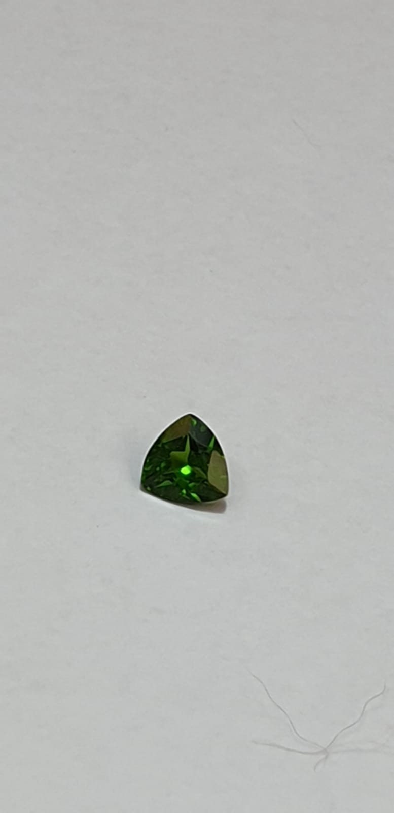 0,72  Carat Chromdiopsid aus Russland AAA Qualitat moosgraner Edelstein Diopsid