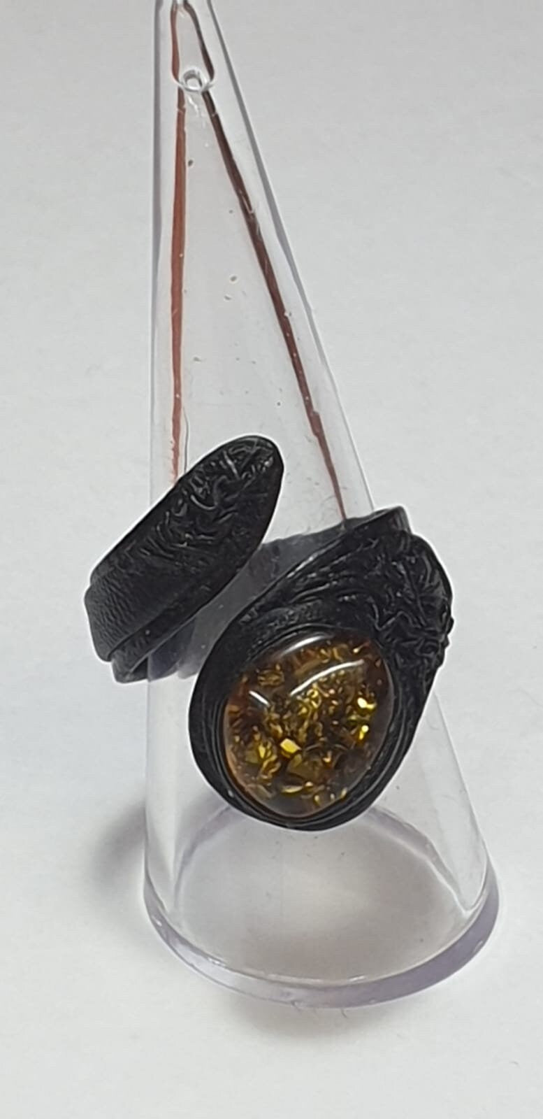 stylischer Bernstein Cabochon Lederring Top Bernstein ca 13 x 10 mm  Unikat