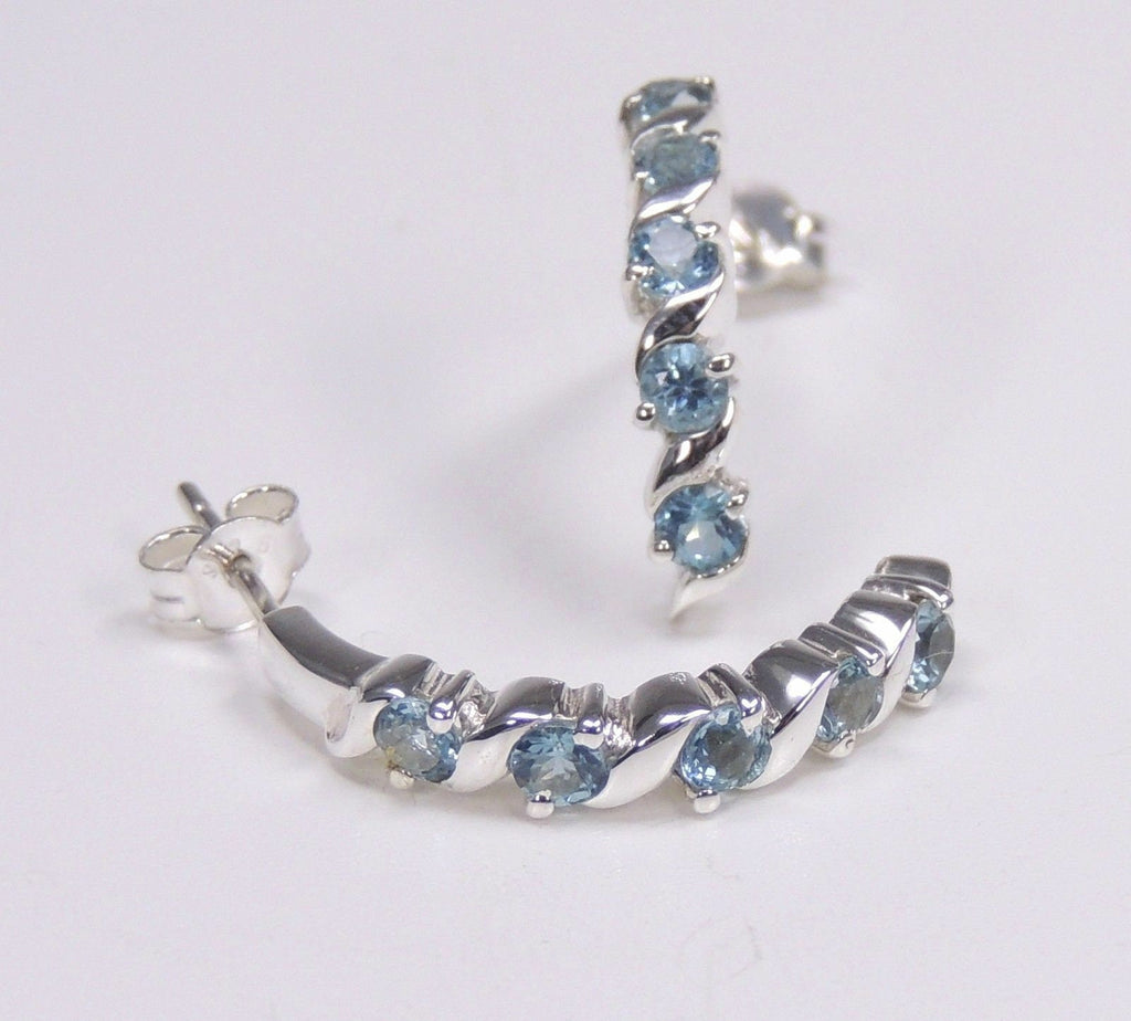 Edle moderne 1,40 Carat Blautopas Halbcreolen, Ohrstecker, 925 Silber