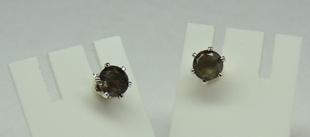 Edler 1,72 Carat schwarzer Mondstein Ohrstecker 925 Silber Ohrring aus Madagaska