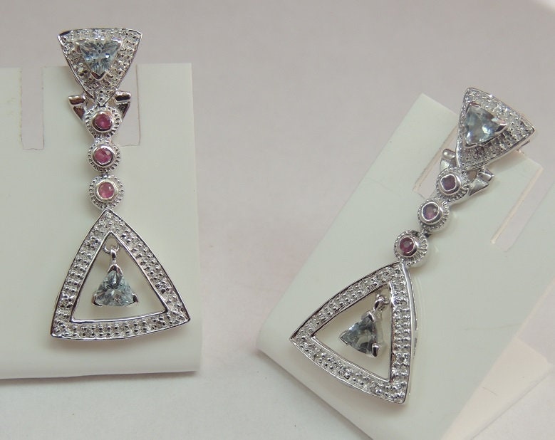 LuxuriGrasse 1,82 Carat Blautopas Rubin Ohrstecker 925 Silber himmelblauer Topas Ohrschmuck