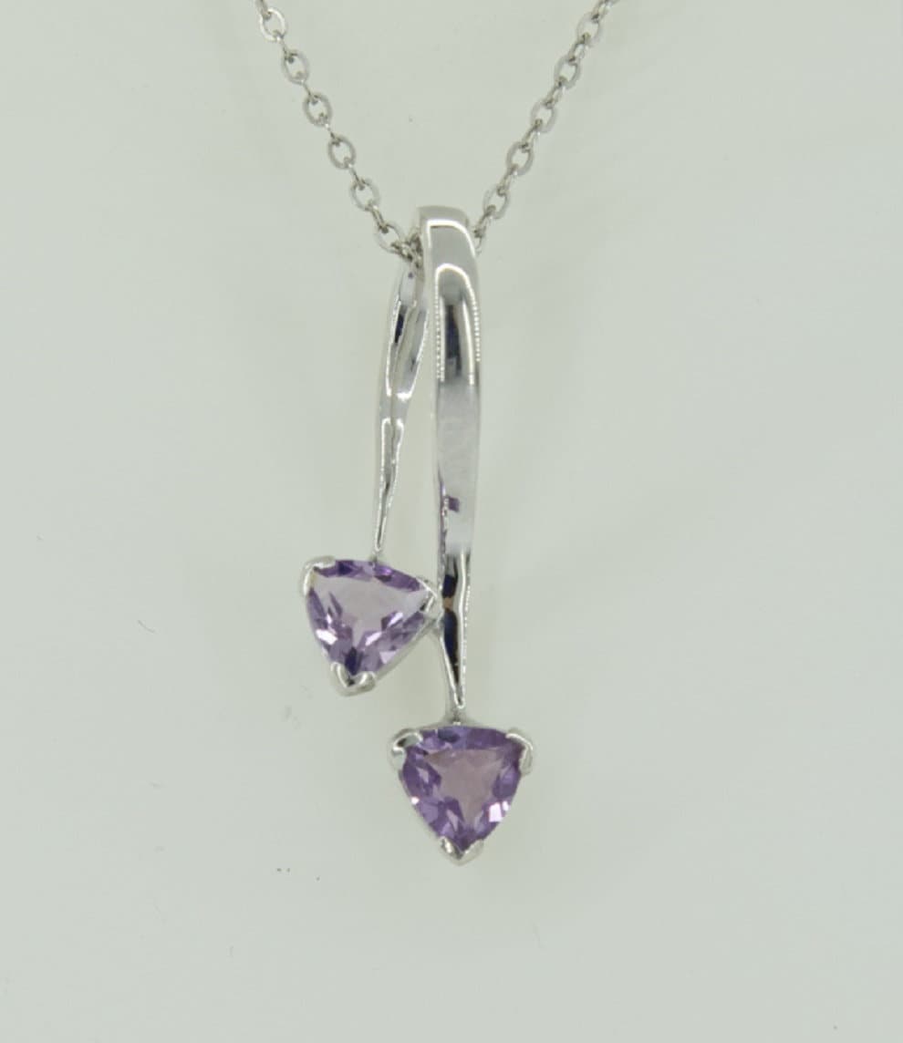 Amethyst Kette Silber 925 - Geburtsstein Februar Geschenk - Trillion Schliff Anhänger - Minimalistischer Violetter Schmuck - Edles Unikat