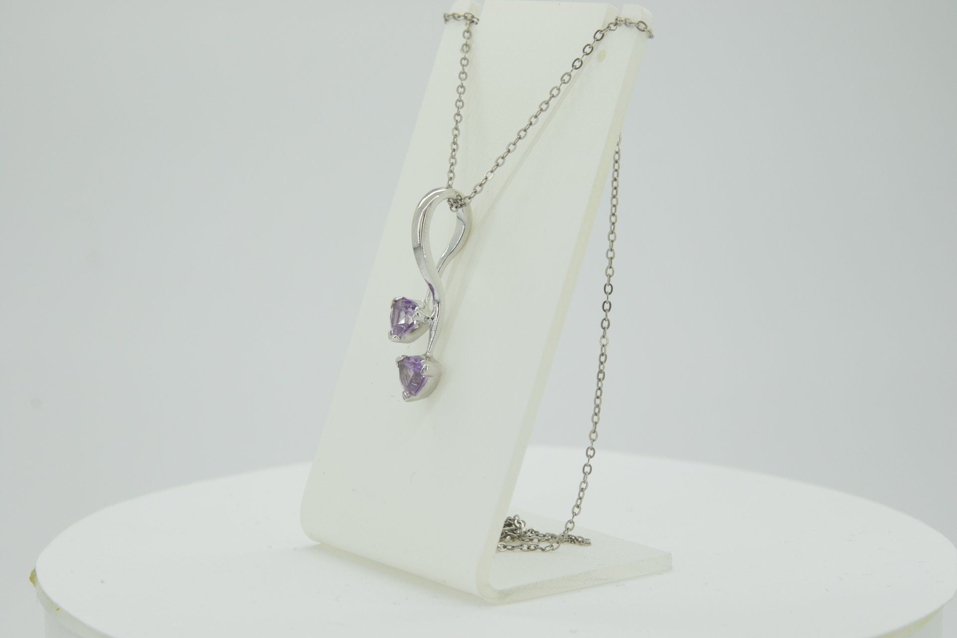 Amethyst Kette Silber 925 - Geburtsstein Februar Geschenk - Trillion Schliff Anhänger - Minimalistischer Violetter Schmuck - Edles Unikat