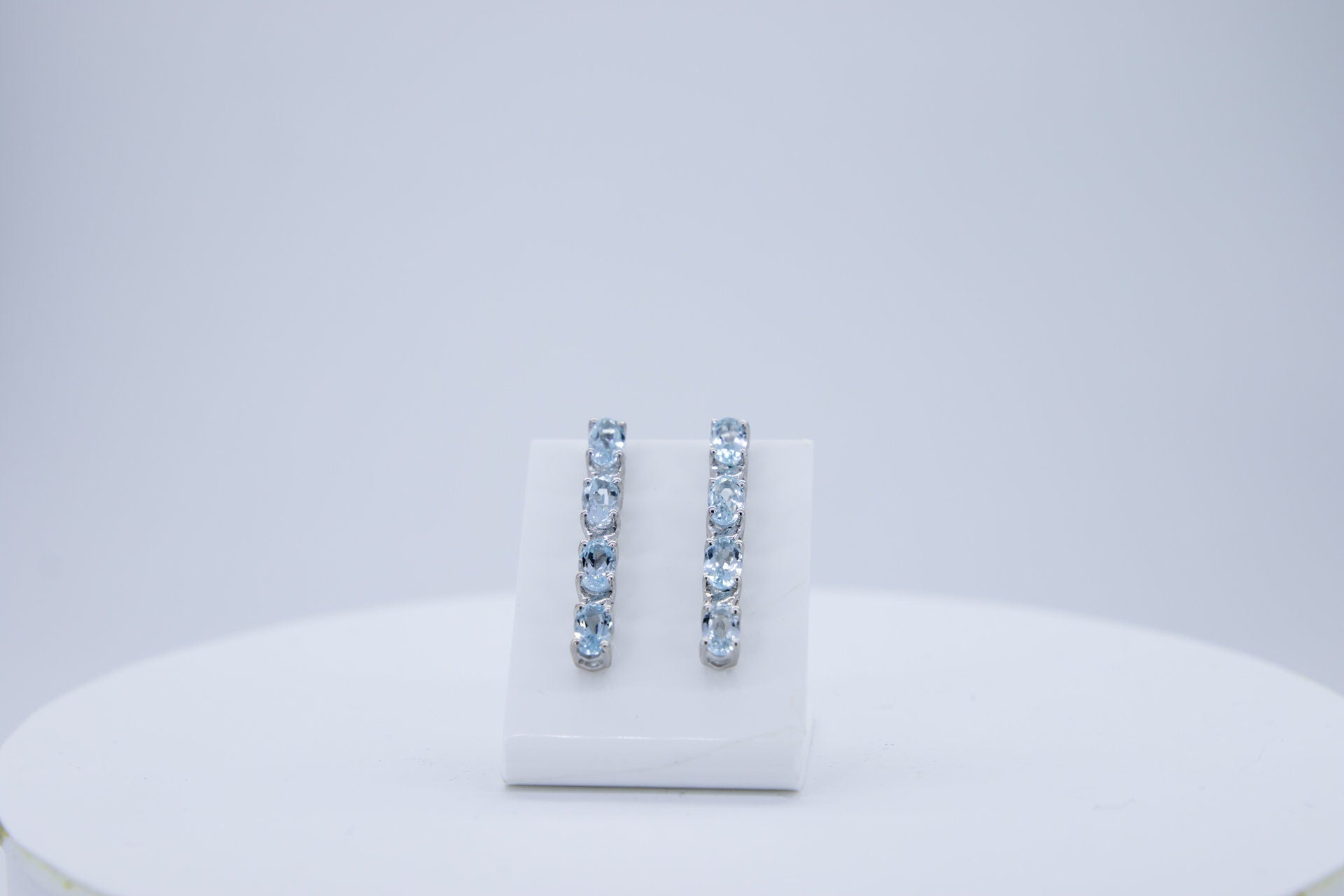 Edle 1,95 Carat Blautopas  Ohrstecker 925 Silber Ohrschmuck himmelblauer Topas