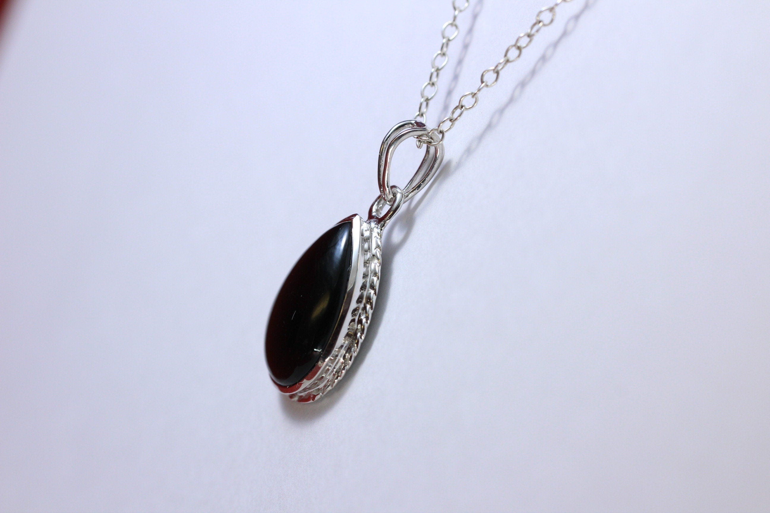 Edler 5,2 Carat schwarzer Onxy Anhangr 925 Silber schwarzer Edelstein Kette