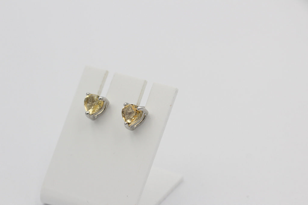 0,9 Carat Citrin Herz Ohrstecker 925 Silber Herzohrstecker gelber Edelstein