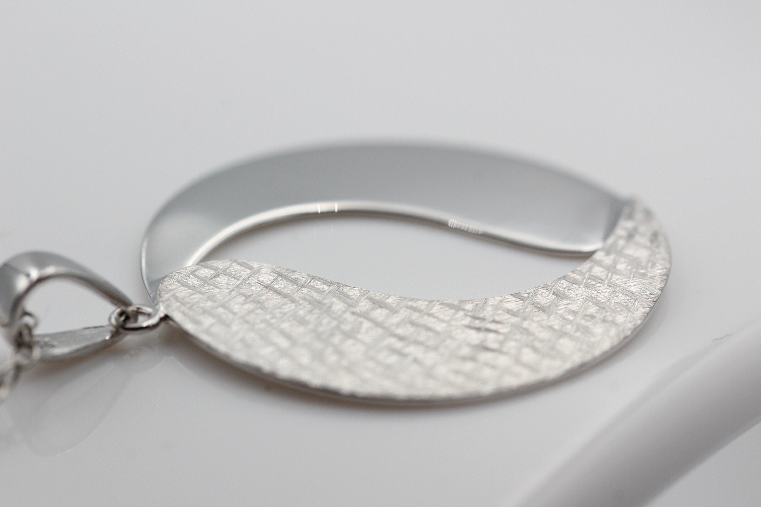 Anhänger rund 925 Sterling Silber rhodiniert mattiert Collier Kette Top Edel