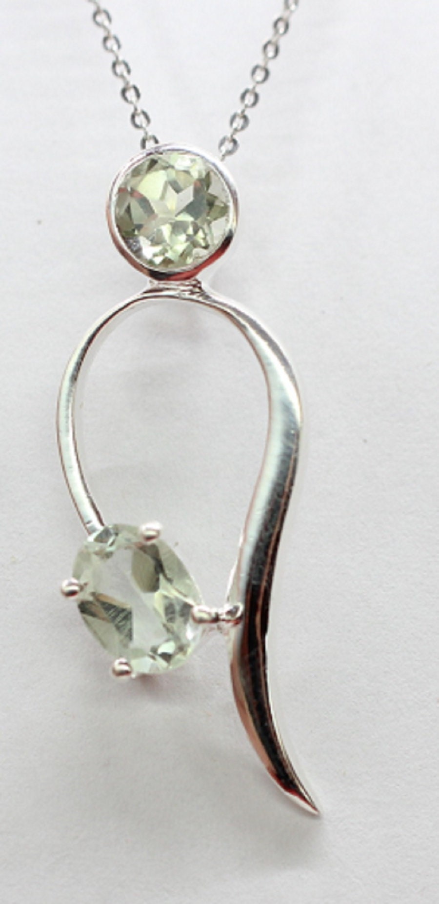 Edler 1,49 Carat moderner Prasiolith Anhanger 925 Silber Collier Kette graner Amethyst