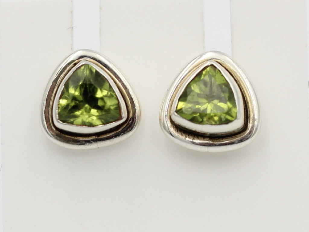 Edler 0,85 Carat Peridot Ohrstecker 925 Silber Olivin Ohrschmuck Edelstein