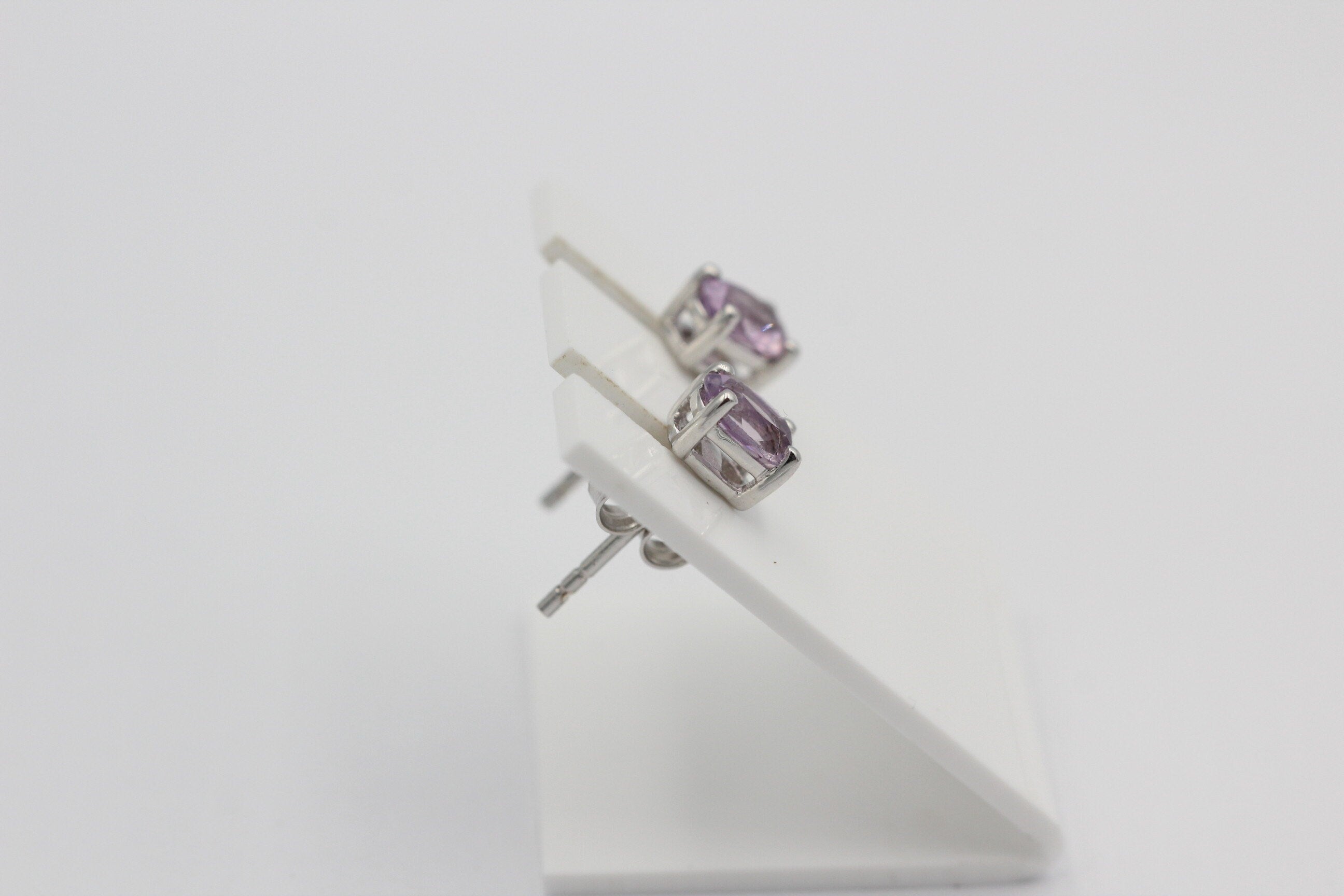 Edle 1,0 Carat Amethyst Ohrstecker 925 Silber Ohrring Ohrschmuckn violett