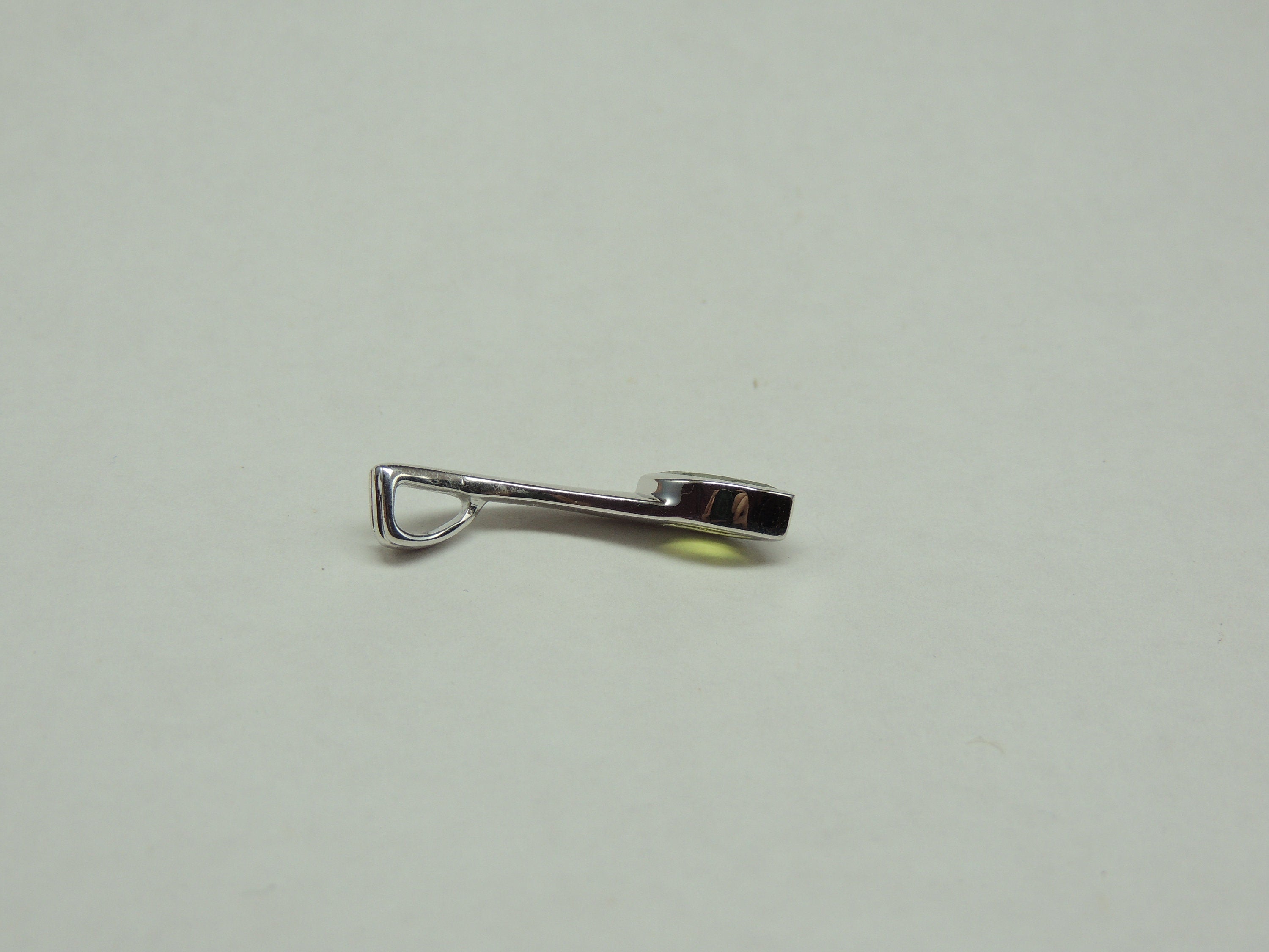 Design pur 0,85 Carat Peridot Anhanger 925 Silber Collier Kette maigraner Edelstein