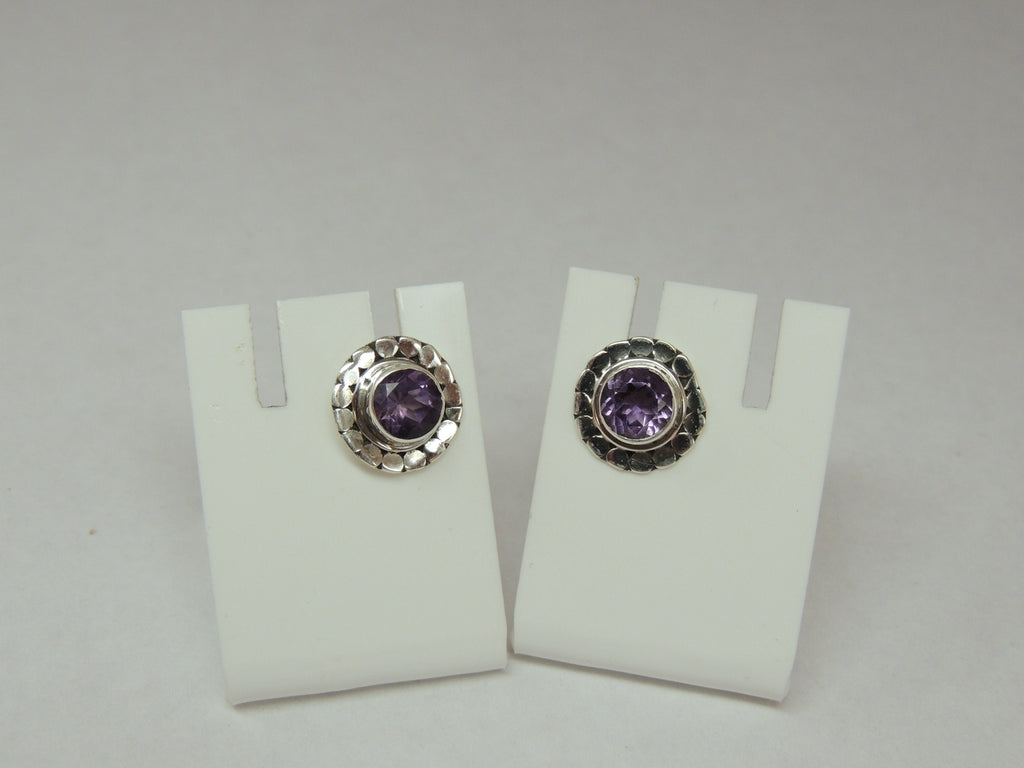 Edle 1,2 Carat leuchtende Amethyst Ohrstecker 925 Silber violetter Edelstien Top