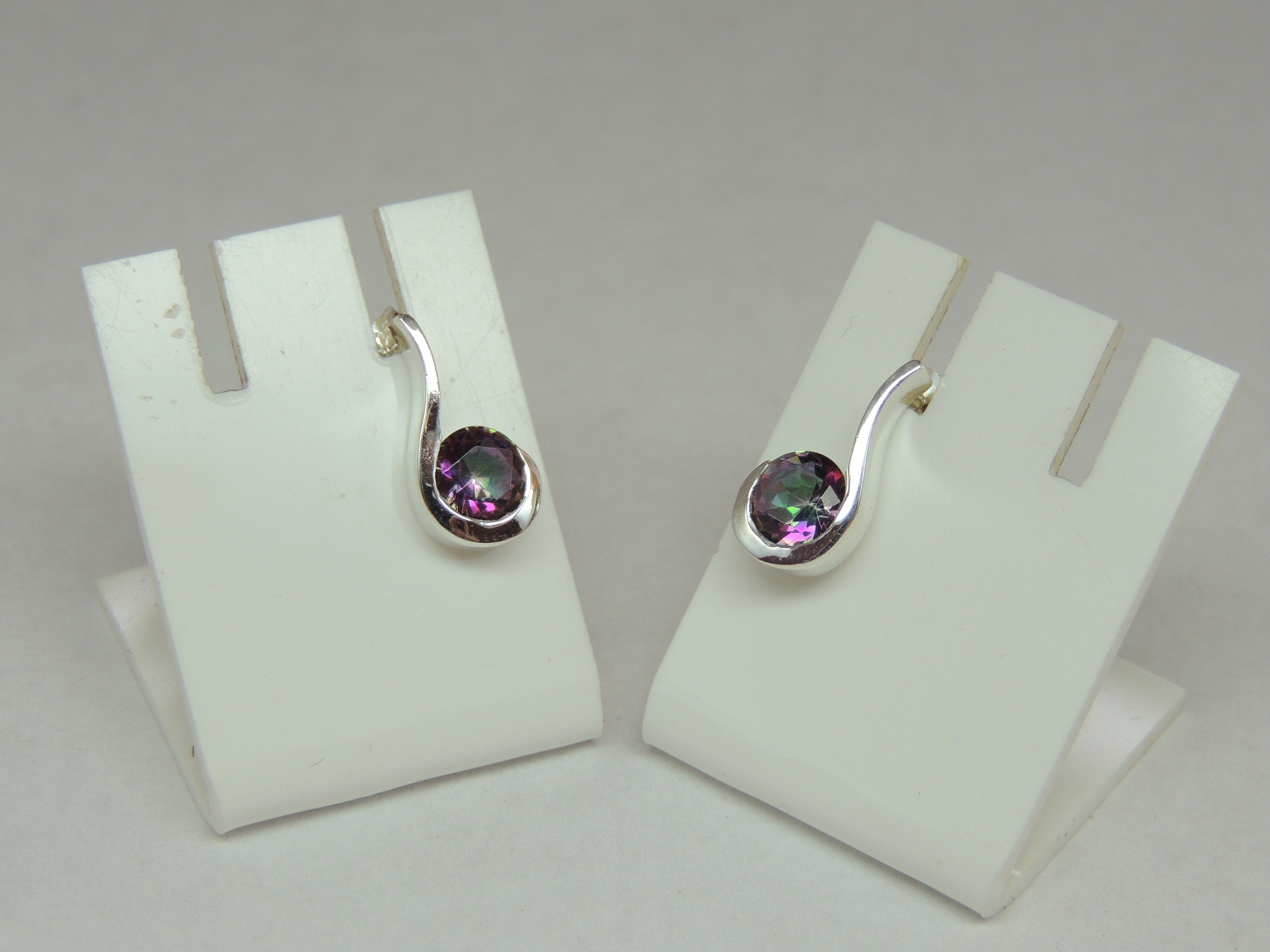 Edle 1,6 Carat Mystic Topas Ohrstecker 925 Silber Ohrring Edelsteinohrstecker