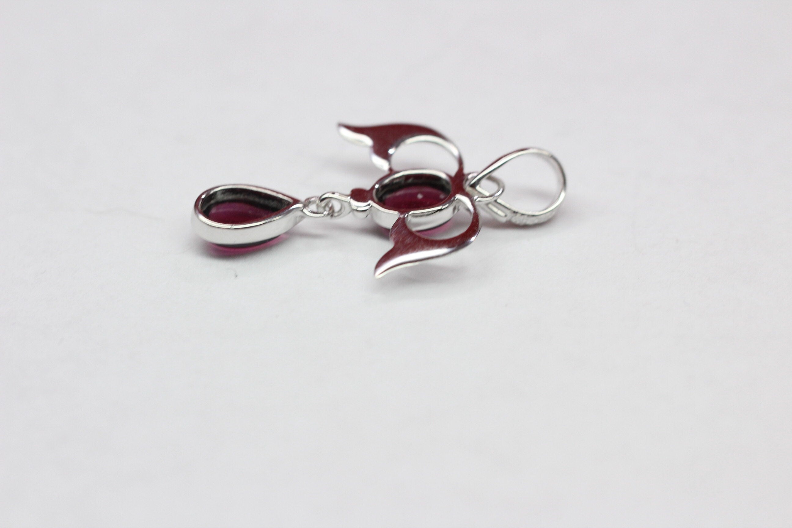 Edler 3,55 Carat schwarze Spinell Anhanger Cabochon Schliff 925 Silber Collier Kette To