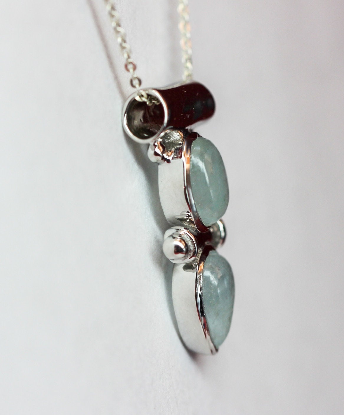 Design pur 2,85 Carat Blautopas Cabochon Anhanger 925 Silber Collier Kette