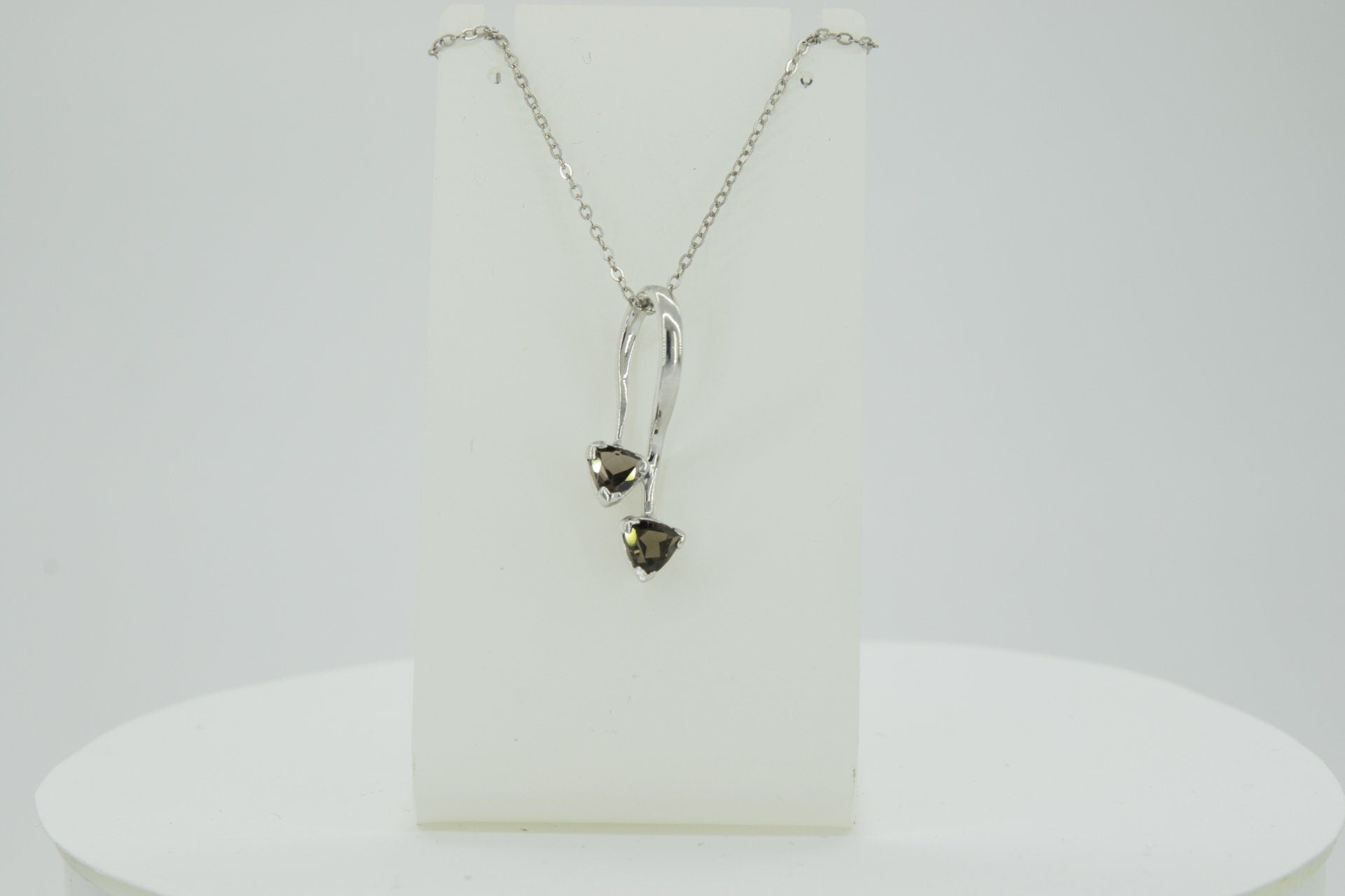Edle 0,85 Carat Rauchquarz Anhanger Trillion 925 Silber Collier KetteEdelste
