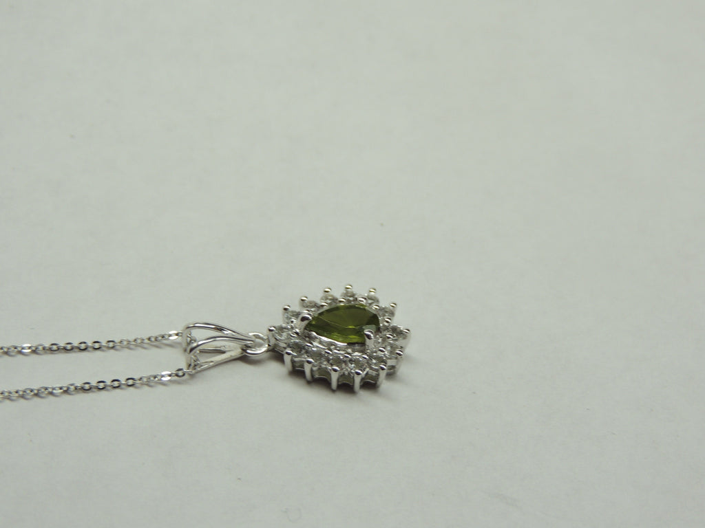 Edler 1,35 Carat maigraner Peridot weisstopas Anhanger 925 Silber Collier Kette