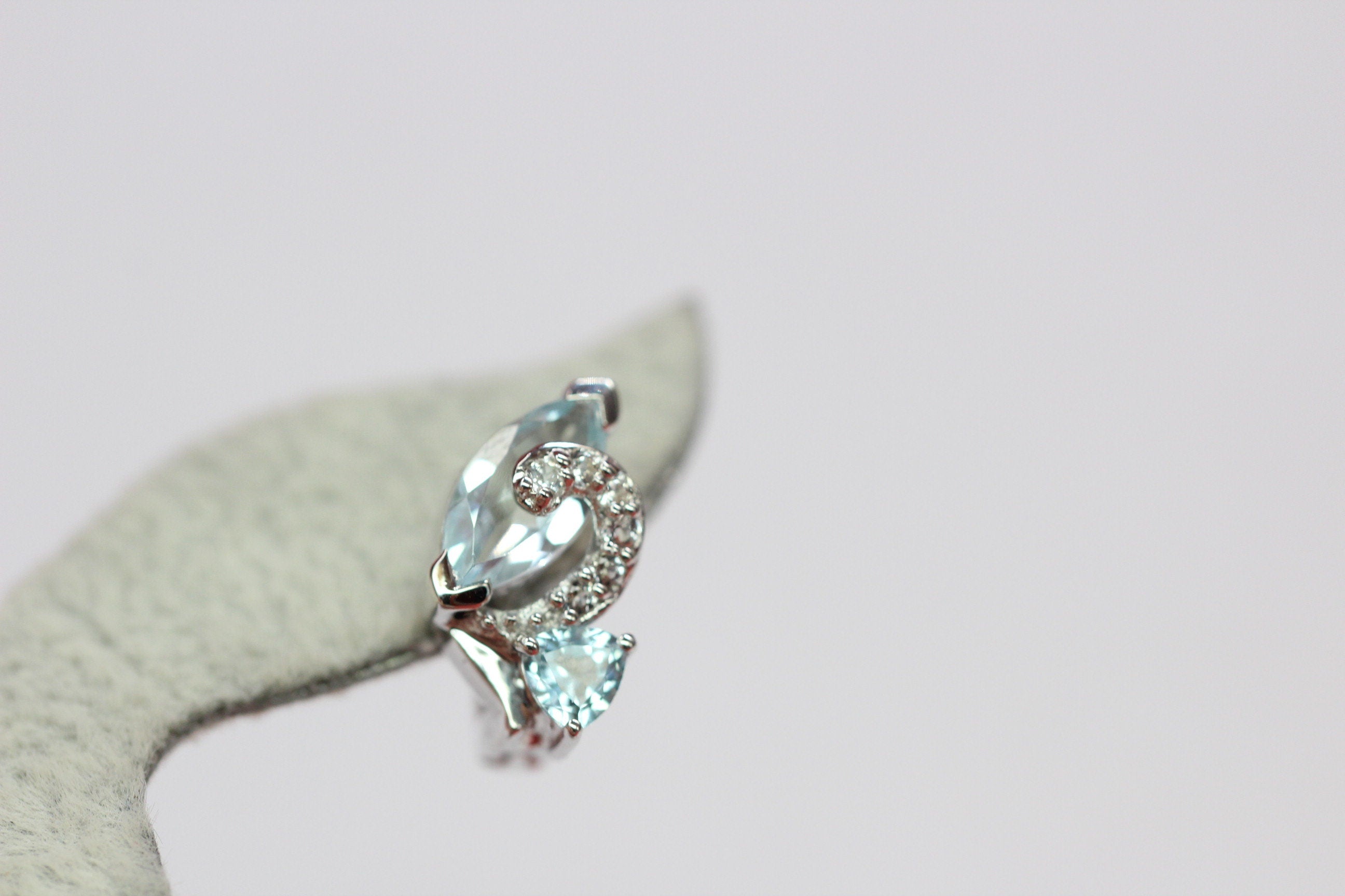 Edle ca 3,0 Carat Blautopas weisstopas Ohrhanger 925  Schmuck Top Edel weisser Topas