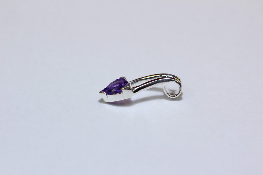 Edler 1,3 Carat Amethyst Anhanger 925 Silber Collier Kette violetter Edelstein