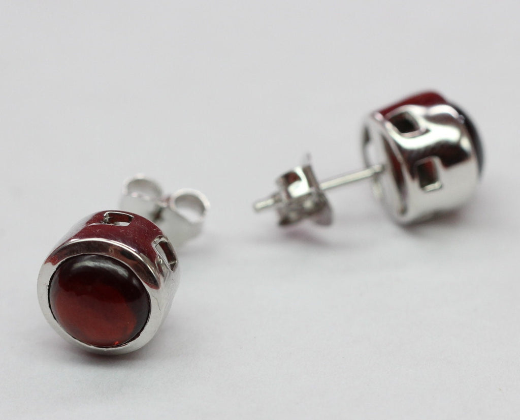 4,59 Carat Granat Cabochon Ohrstecker 925 Silber blutroter Edelstein Unisex