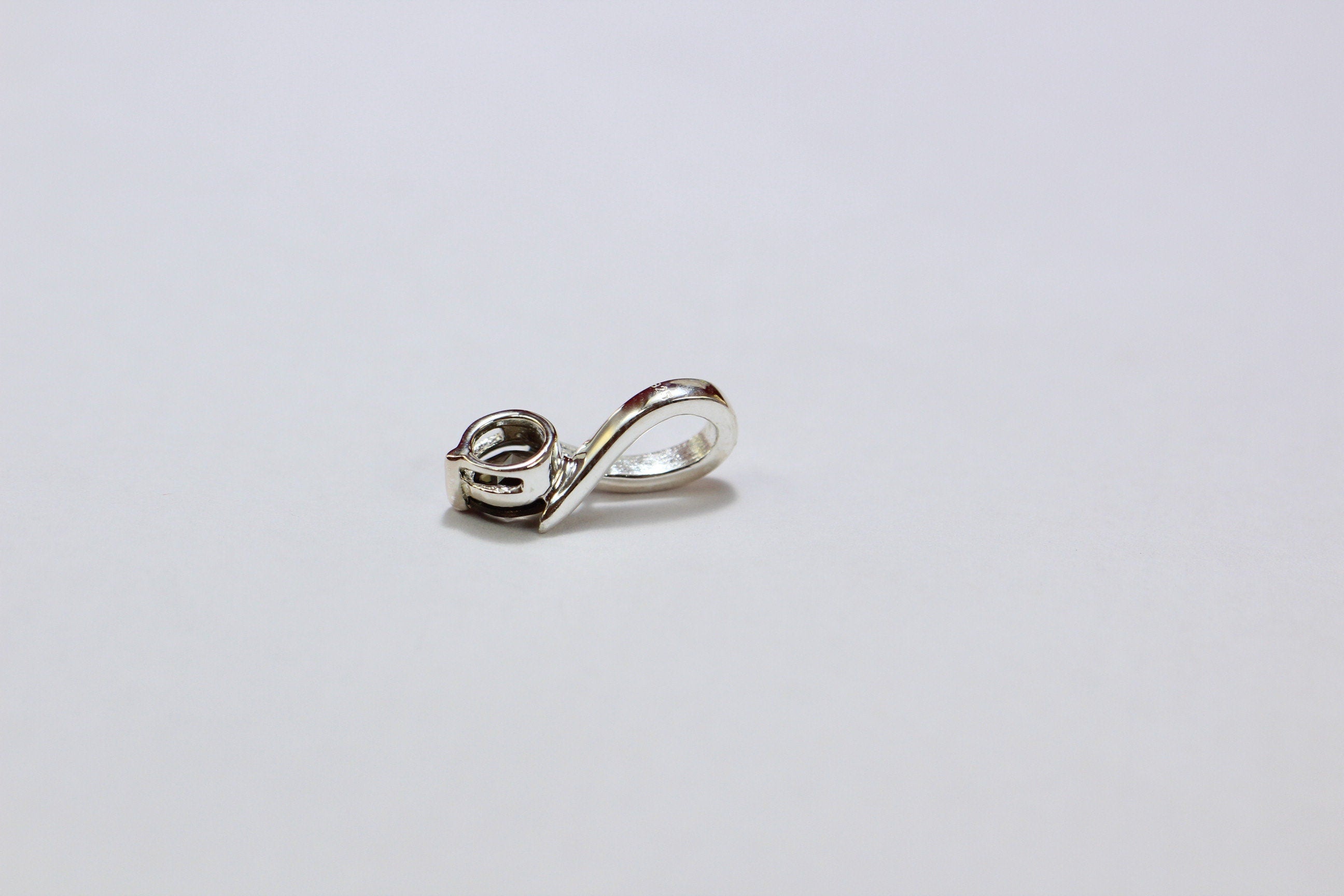 Edler 0,76 Carat Rauchquarzt Anhanger in Tulpenform Design 925 Silber Collier