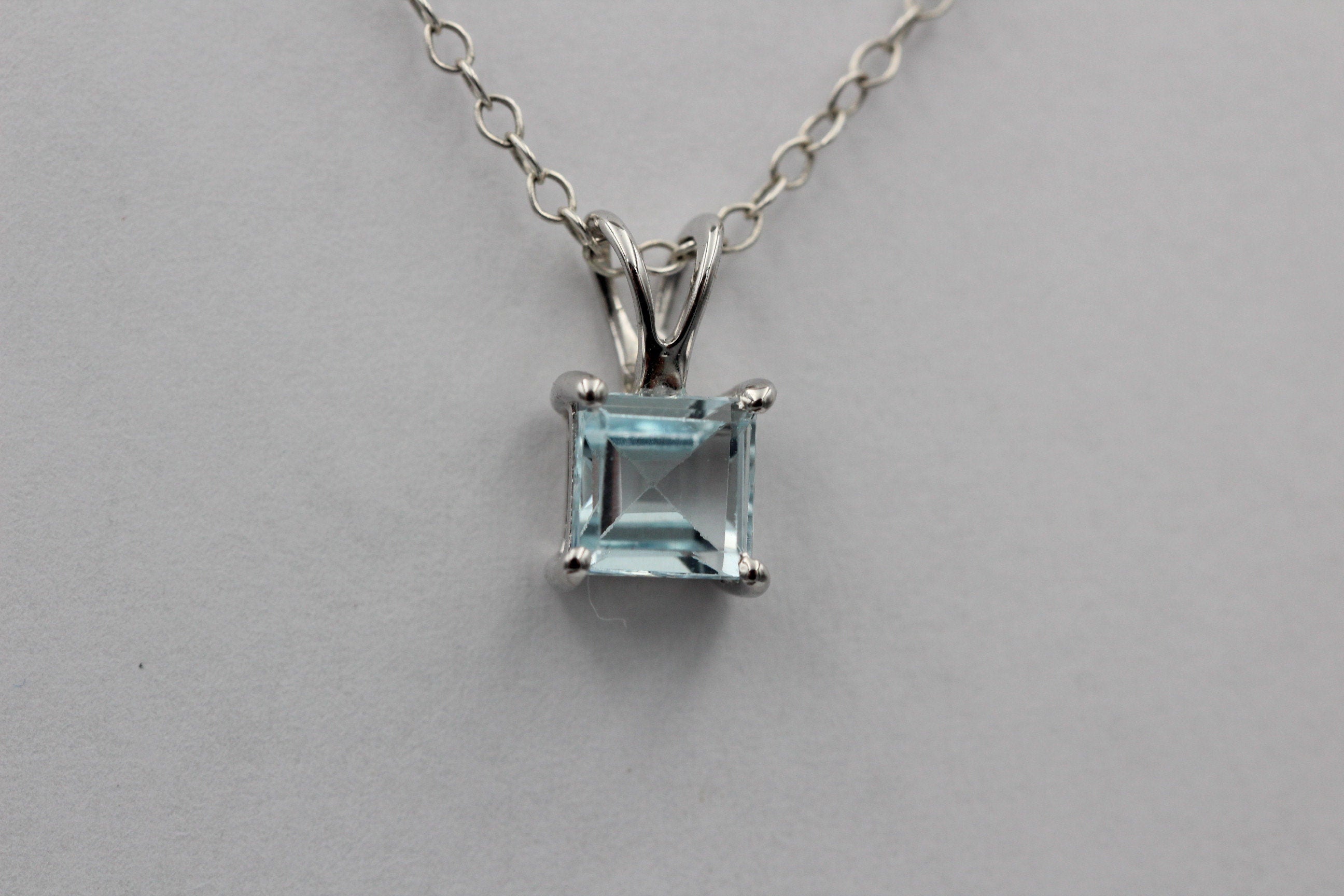 1 Carat Blautopas Anhänger 925 Silber Collier Kette sky blue Topas himmelbau