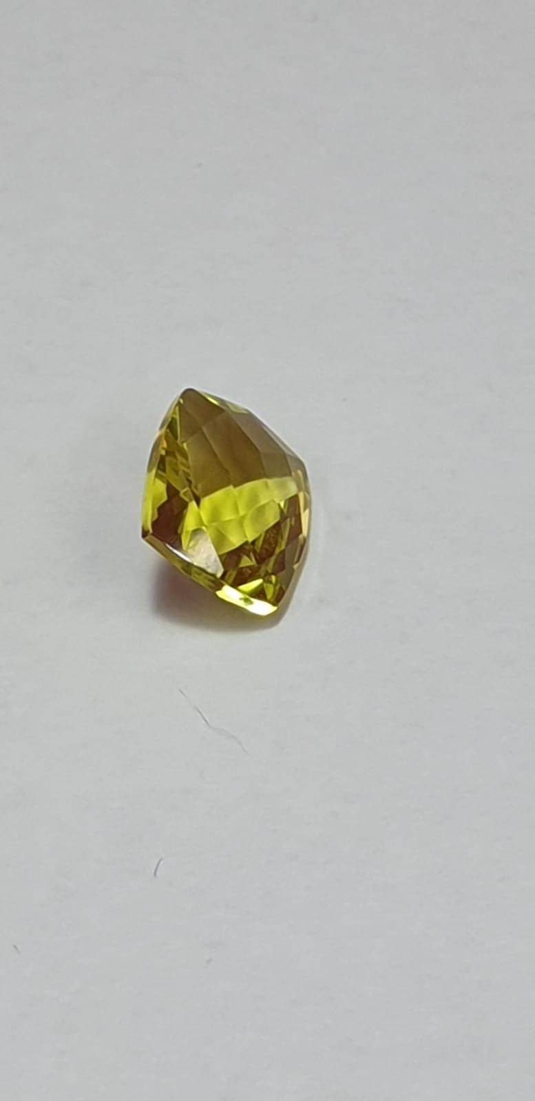 3,84 Carat Limonenquarz AAA Lemonquarz Checker Cut  11 x 9 mm Top Qualitat