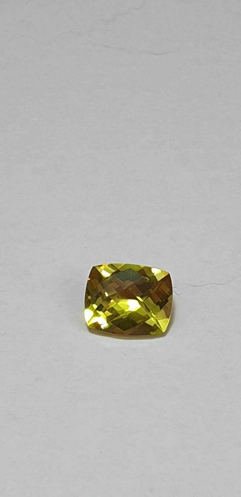 3,84 Carat Limonenquarz AAA Lemonquarz Checker Cut  11 x 9 mm Top Qualitat