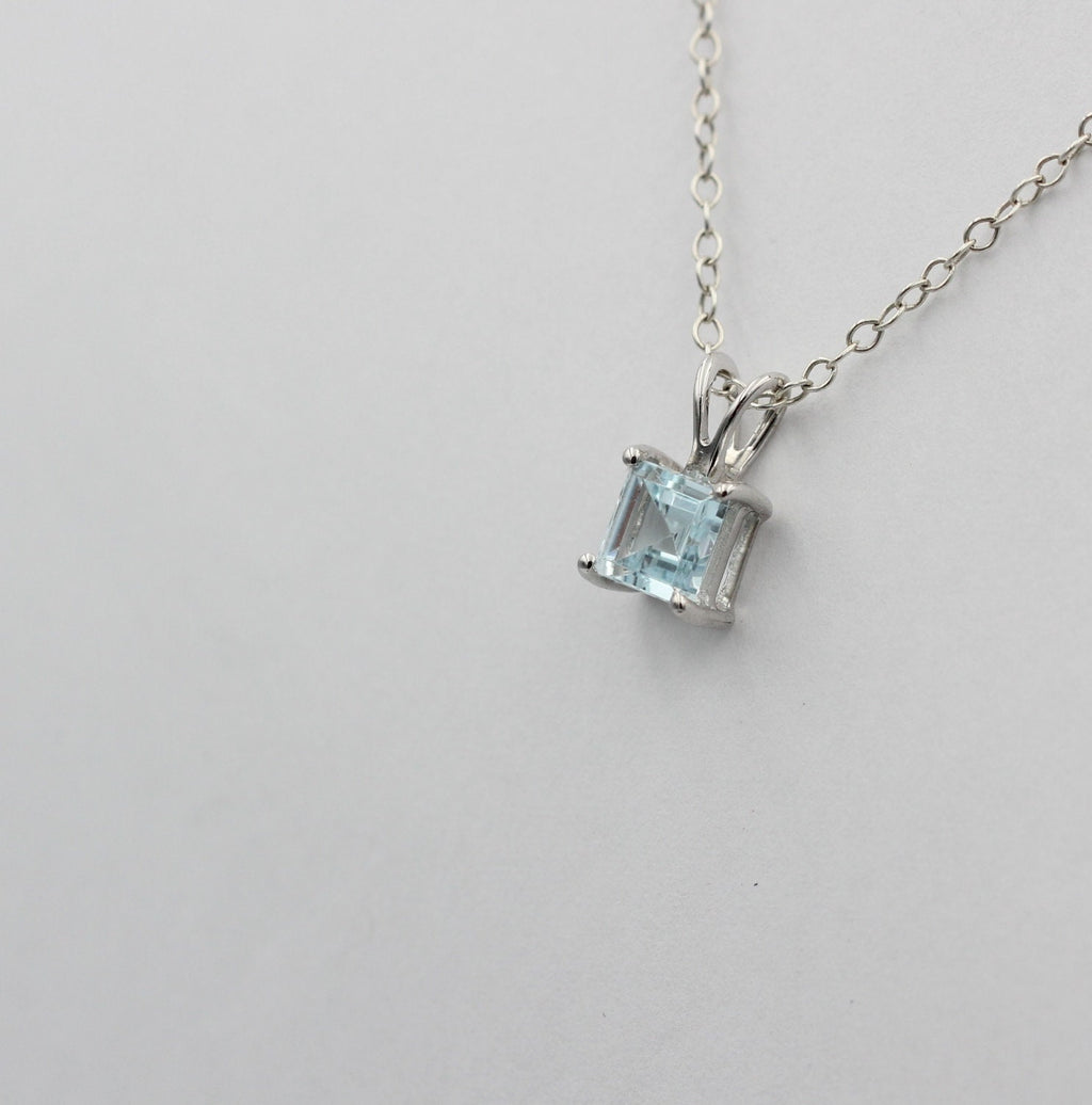 1 Carat Blautopas Anhänger 925 Silber Collier Kette sky blue Topas himmelbau