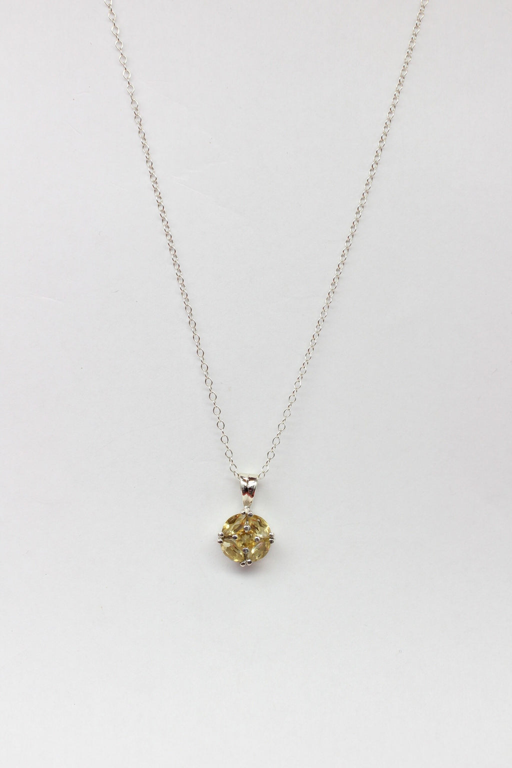 Edler 0,7 Carat Citrin Anhanger 925 Silbger Collier Kette gelbger Edelstein