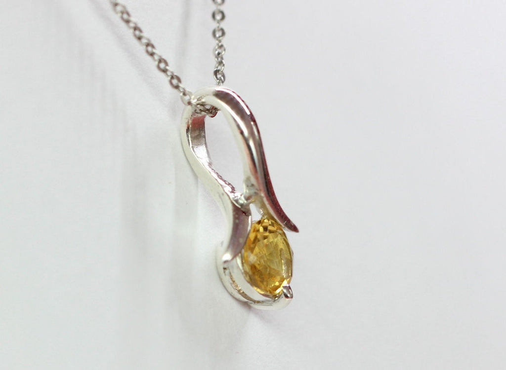 Edler 0,5 Carat Citrin Tulpen Anhanger 925 Silber Collier Kette hellgelber Edelstein