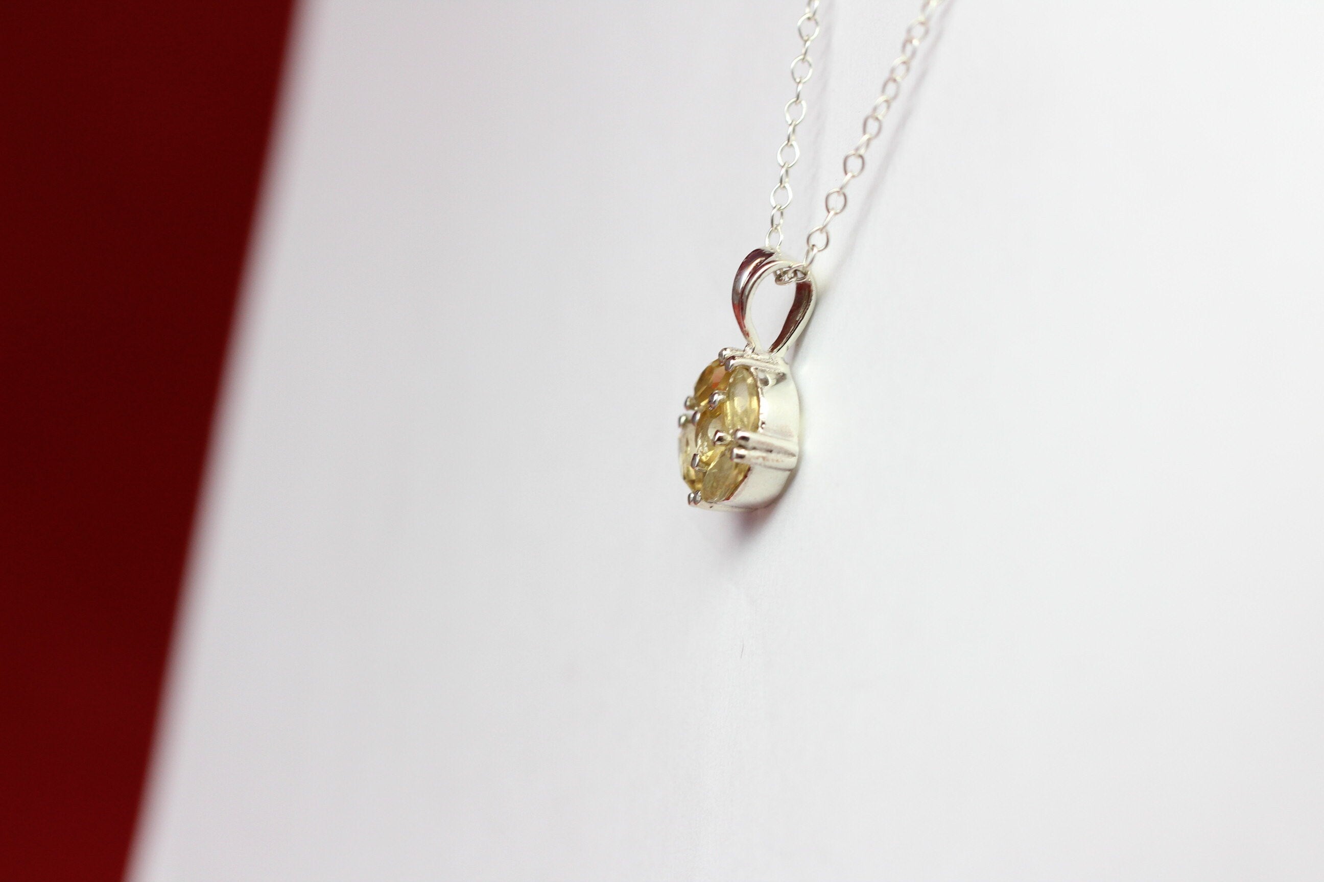 Edler 0,7 Carat Citrin Anhanger 925 Silbger Collier Kette gelbger Edelstein