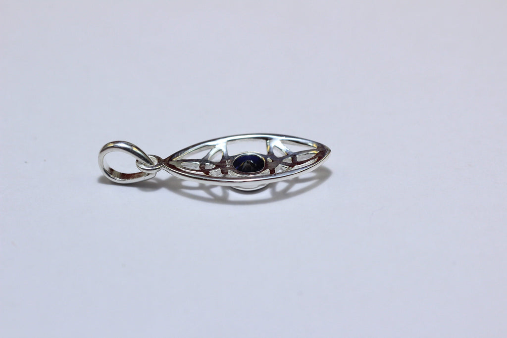 Design pur 0,9 Carat Iolitht Anhanger 925 Silber Wassersaphir Luchssaphir Top