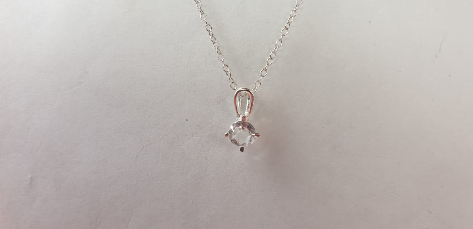 Edler 0,47 Carat weisstopast Anhanger 925 Silber Kette Collier weisser Topas