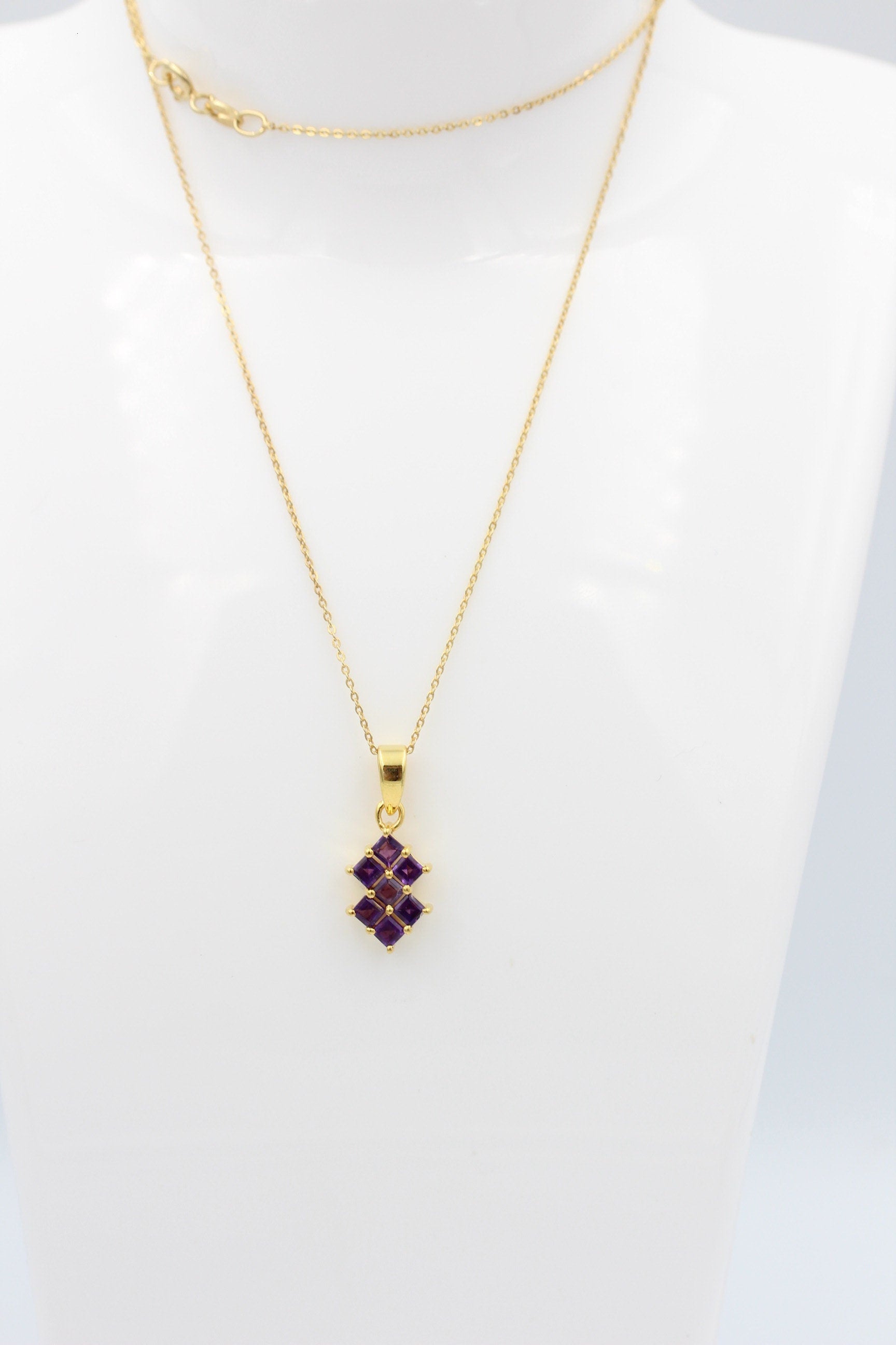 Edler 1,9 Amethyst Anhänger 925 Silber Collier Kette violetter Edelstein verg.