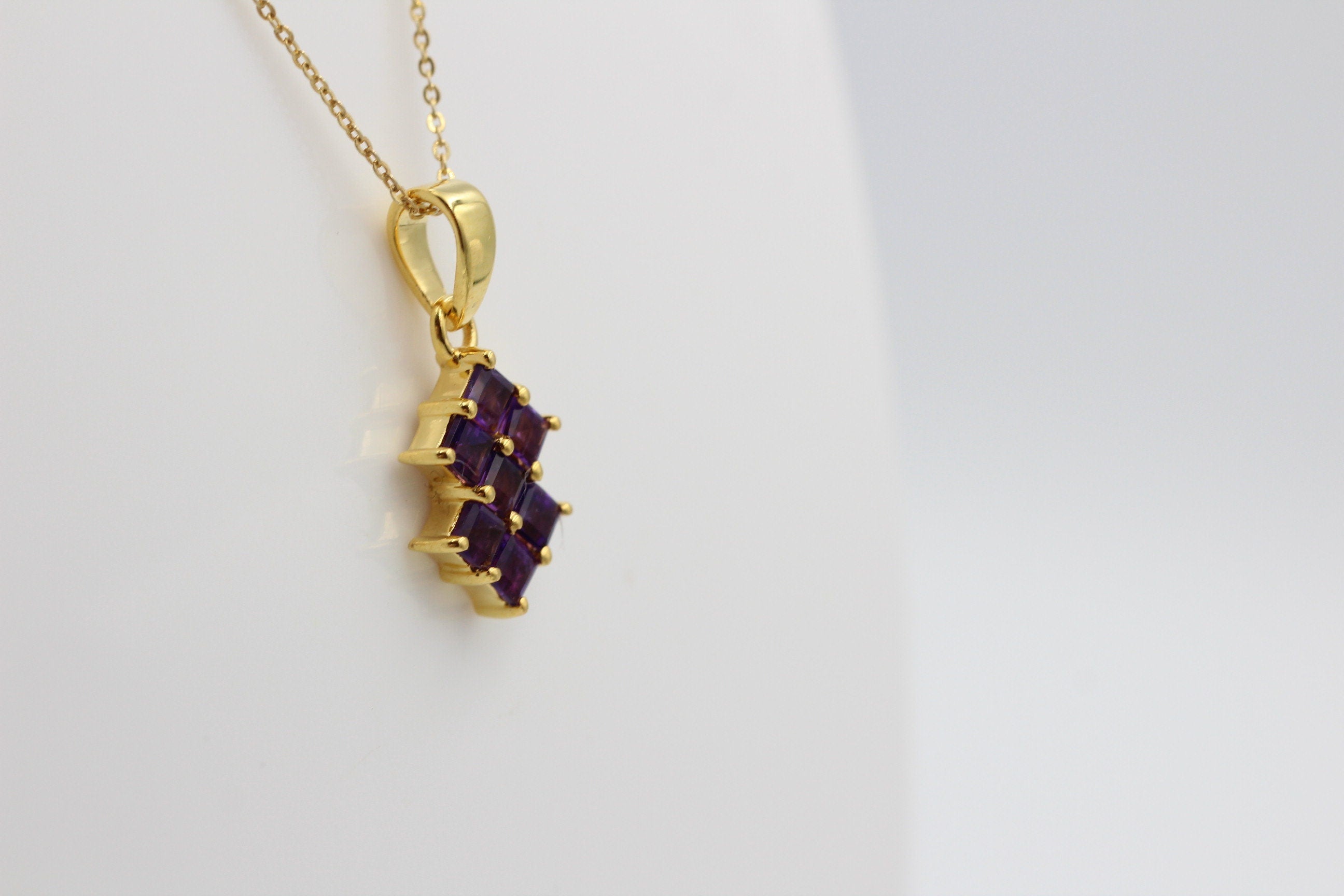 Edler 1,9 Amethyst Anhänger 925 Silber Collier Kette violetter Edelstein verg.